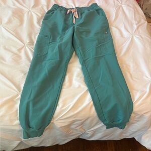 Figs Cactus High Waisted Uman Relaxed Jogger Scrub Pants